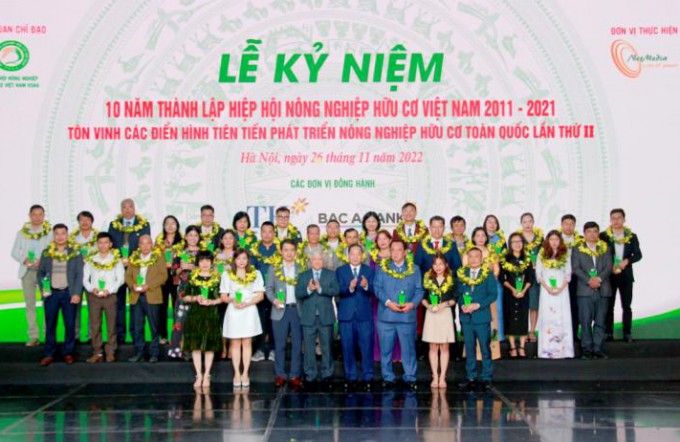 Chúc mừng lễ kỉ niệm "10 năm thành lập hiệp hội nông nghiệp hữu cơ Việt Nam 2011-2021""