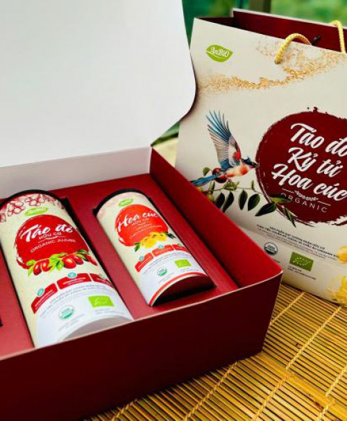 SET QUÀ TẾT HỮU CƠ 2025 ANBIO( TÁO ĐỎ, KỶ TỬ, HOA CÚC) 